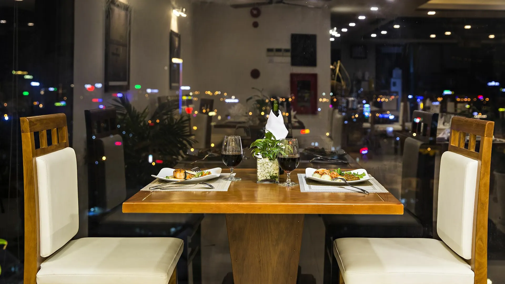White Sand Boutique Hotel Đà Nẵng